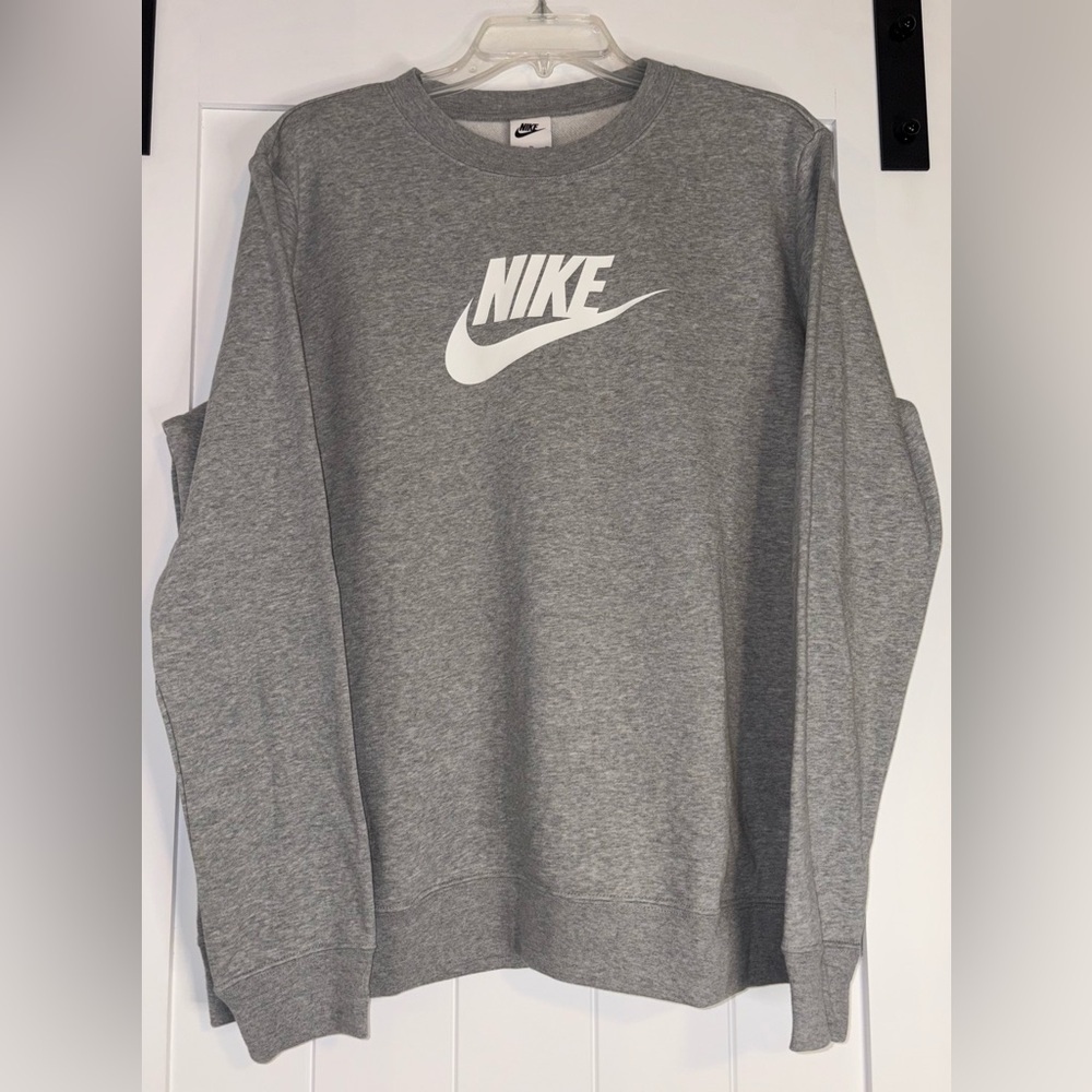 Nike Women’s Crewneck